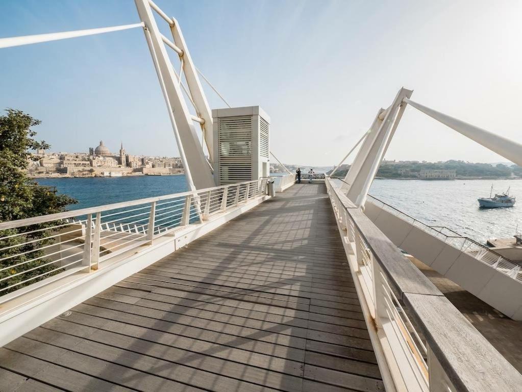 Unbeatable Location Valletta And Harbour Views Sliema Exterior foto